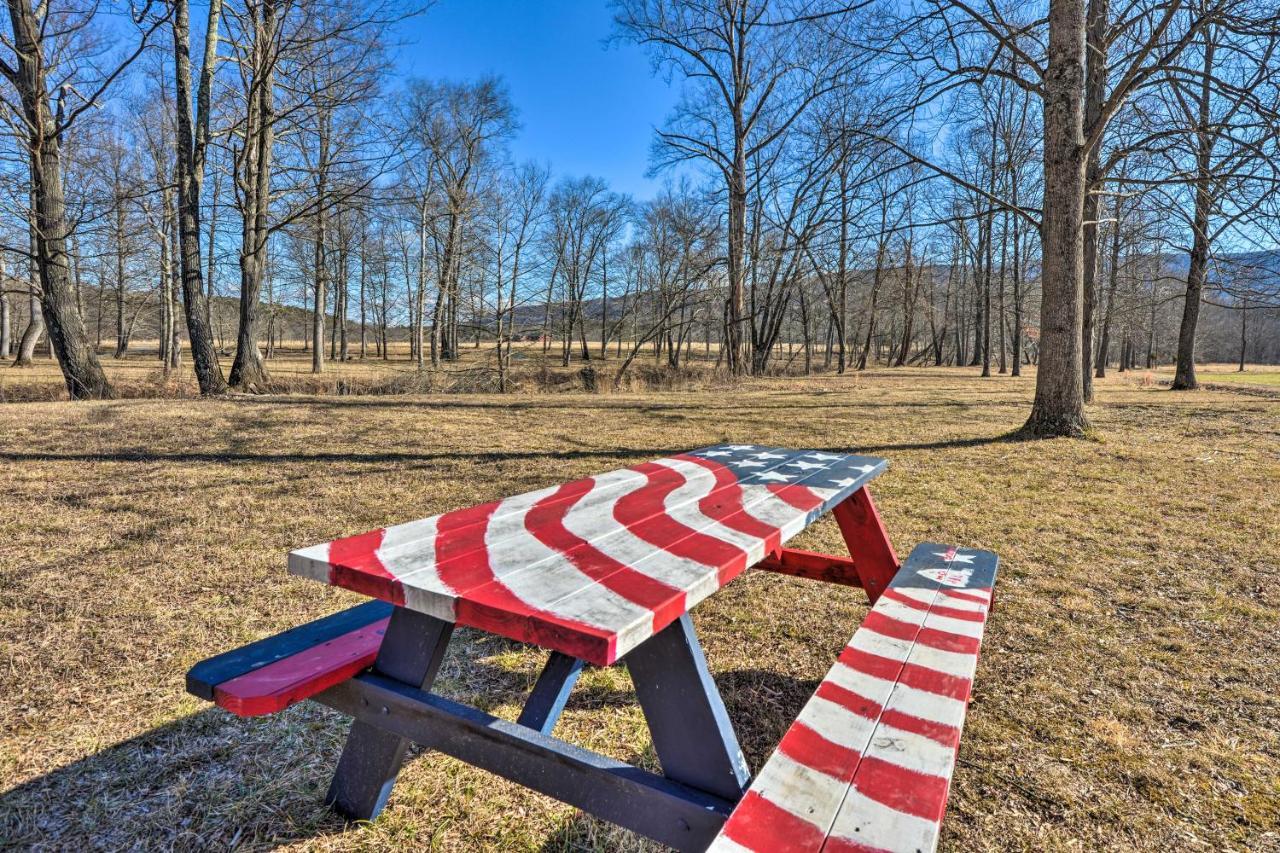 Berkeley Springs Haven With Sleepy Creek Access! Apartment Bagian luar foto